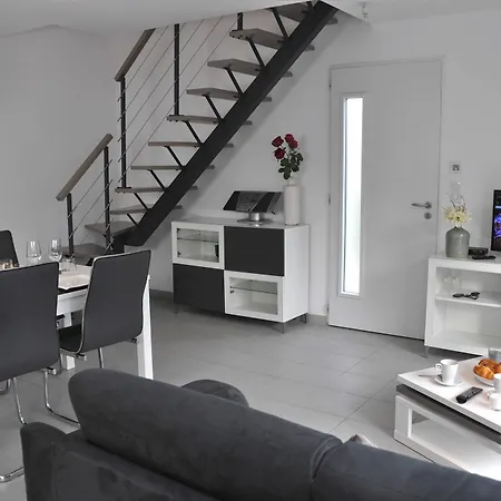 Les Fougeres Villa *